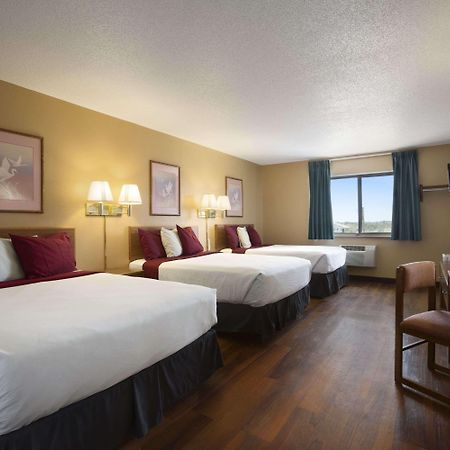 Super 8 By Wyndham Las Vegas Luaran gambar