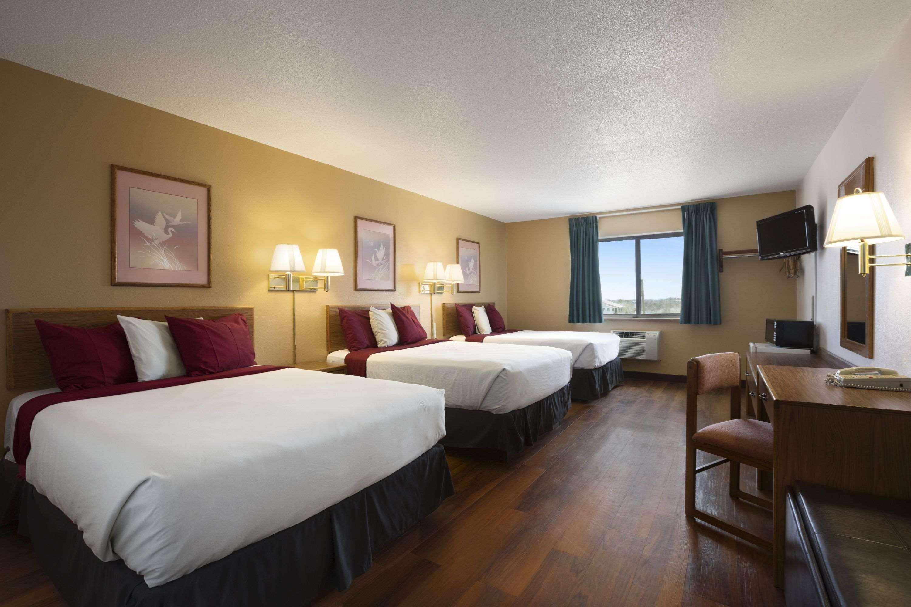 Super 8 By Wyndham Las Vegas Luaran gambar